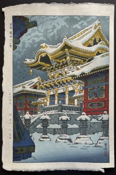 Snow at Yomei Gate in Nikko